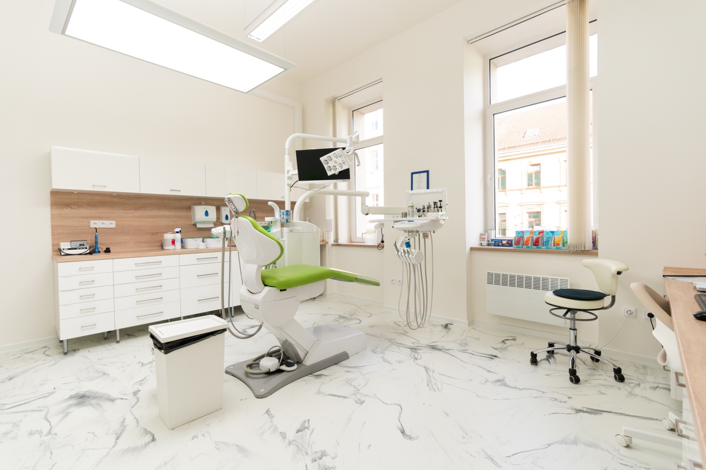 Hledá se zubní lékař do Brna - Dentino Clinic Hledá se zubní lékař do Brna - Dentino Clinic