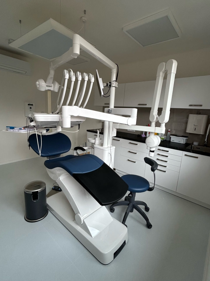 Hledá se zubní lékař: Trubín, Králův Dvůr Hledá se zubní lékař: Trubín, Králův Dvůr