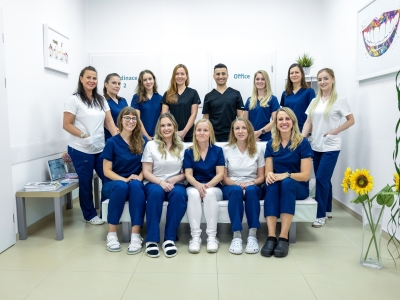 Hledáme vedoucí zubní lékařku/lékaře do zavedené dentální kliniky na Praze 6